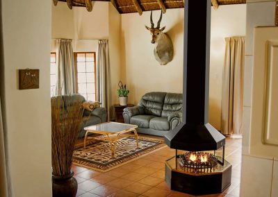 Alpetra-Nature-Reserve-Chalet-Living-Room-02